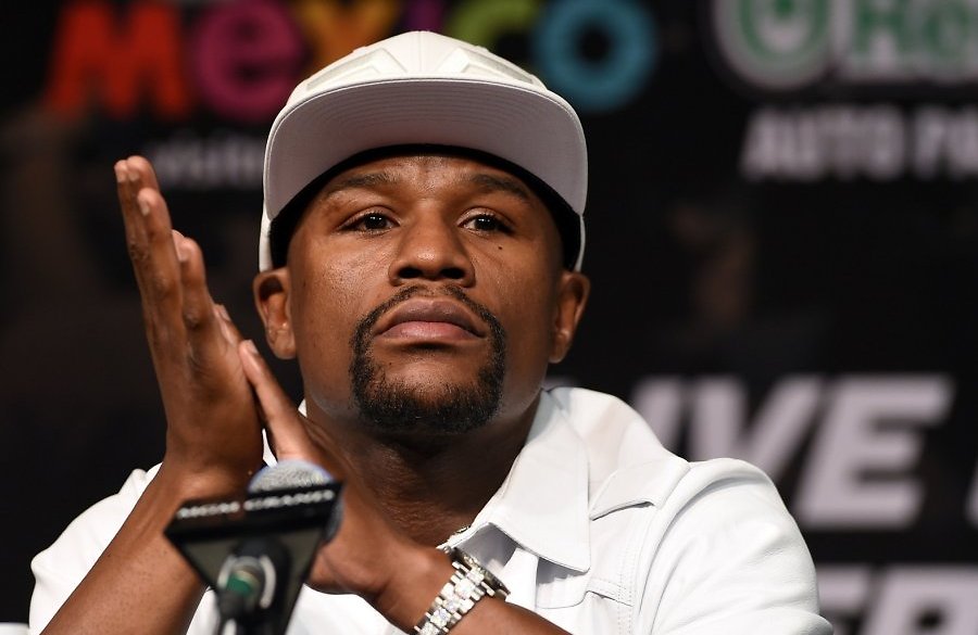 Мэйуэзер: я никогда не проигрывал, а Пакьяо недавно побывал в сильнейшем нокауте