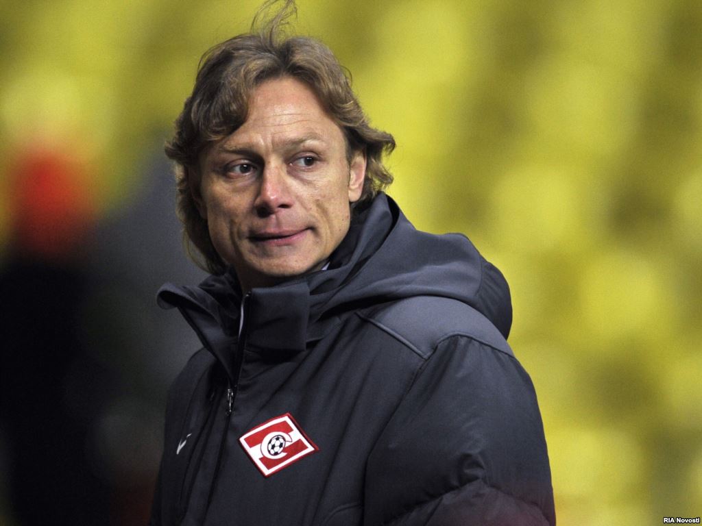 Карпин провел длительную беседу с футболистами \"Спартака\"