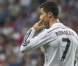 Бенитес: только Роналду имеет гарантированное место в основе "Реала"
