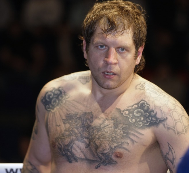 Емельяненко: может, Плющенко денег дал