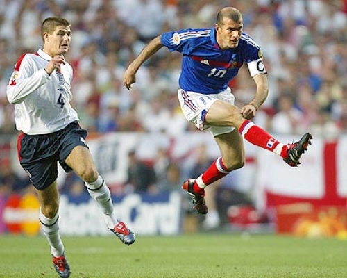 Зидан сделал комплимент Скоулзу и Джеррарду