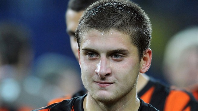 \"Барса\" дает 20 миллионов евро за Ракицкого