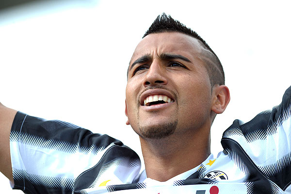 Хавбек \"Юве\" Видаль заинтересовал \"Манчестер Юнайтед\"