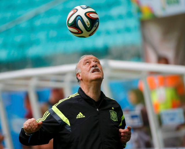 Дель Боске принял решение остаться у руля сборной Испании