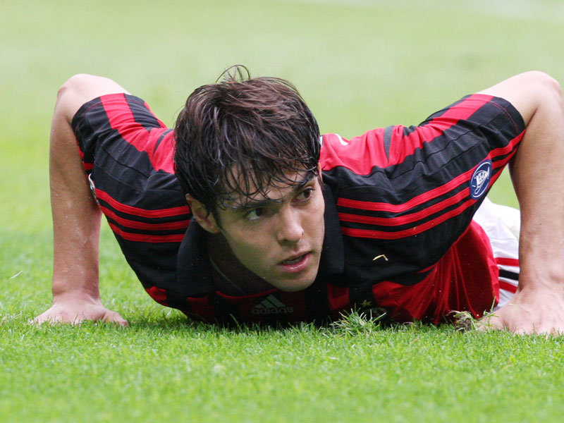 Кака: \"Милан\" может попасть в еврокубки