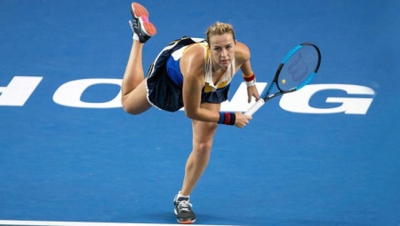 Цибулкова оказалась сильнее Павлюченковой