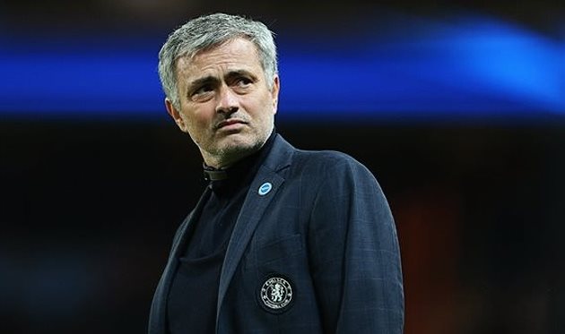 Моуриньо не жалеет об уходе Чеха