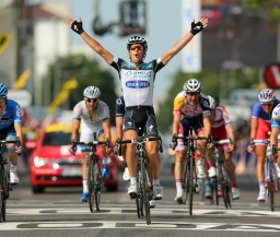Маттео Трентин - победитель 14-го этапа "Тур де Франс"