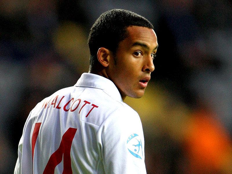 Тео вернулся