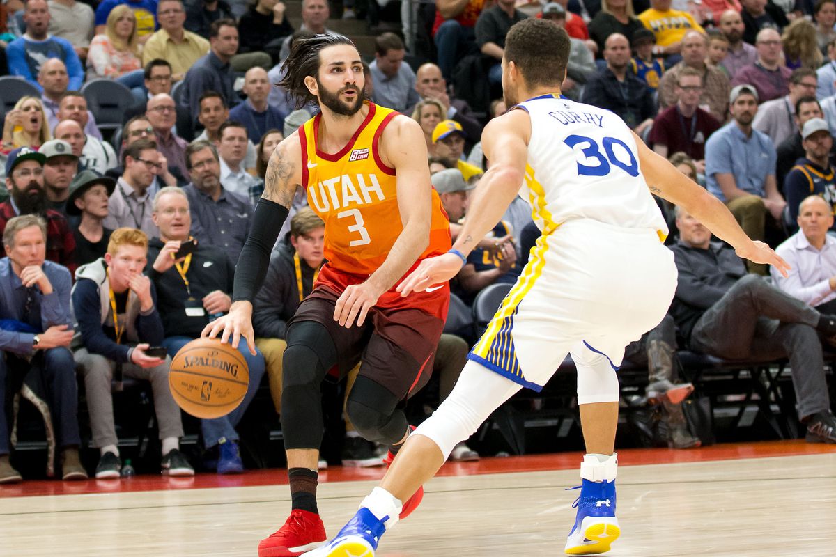 \"Голден Стэйт Уорриорз\" разгромили \"Юту Джаз\"