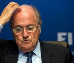 Блаттер отстранен от обязанностей президента ФИФА на 90 дней
