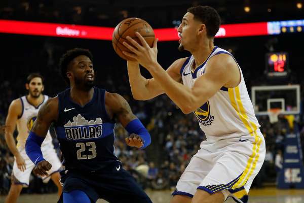 \"Голден Стэйт Уорриорз\" продолжают серию побед