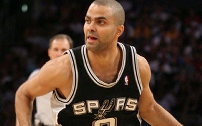 \"Сан-Антонио\" нанес поражение \"Мемфису\"