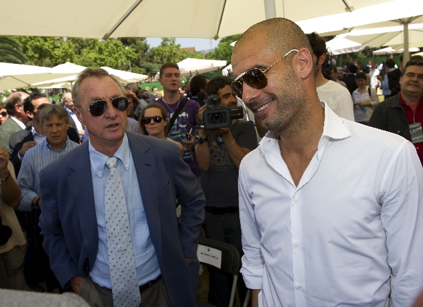 Кройф советует \"Барселоне\" вернуть Гвардиолу