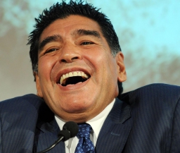 Марадона обвинил бывшего президента Ассоциации футбола Аргентины в предательстве