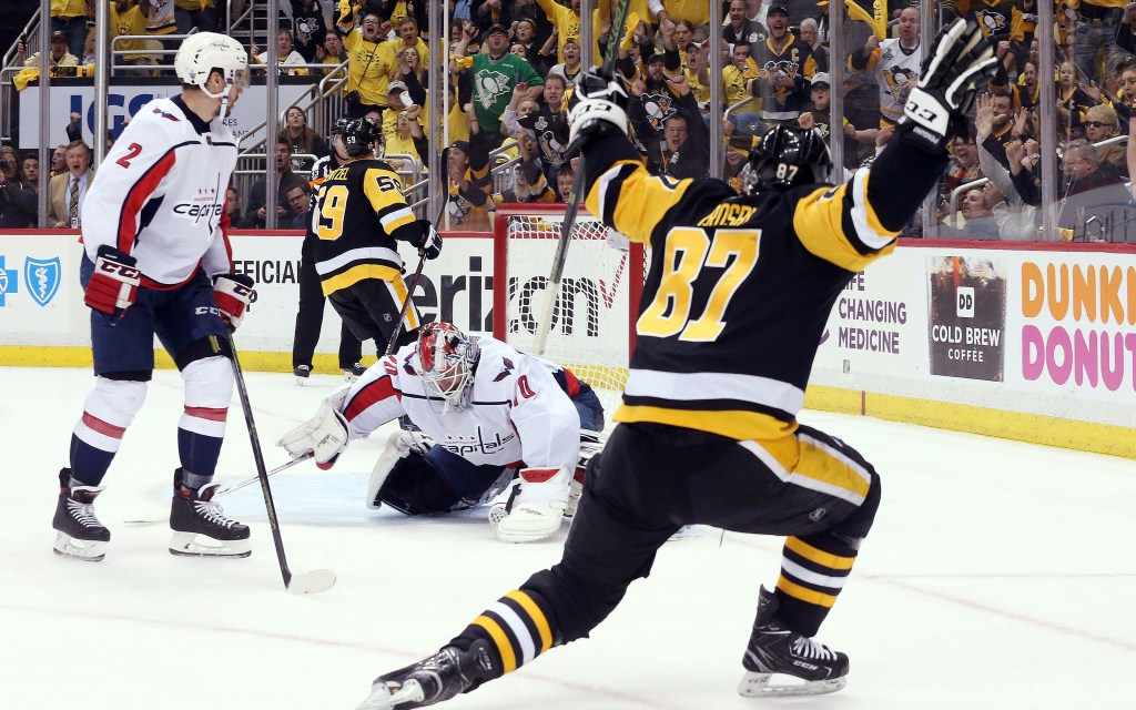 \"Питтсбург Пингвинз\" уверенно обыграли \"Вашингтон Кэпиталз\"