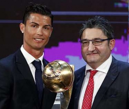 Роналду: победа в Globe Soccer Awards - это отличный подарок для меня
