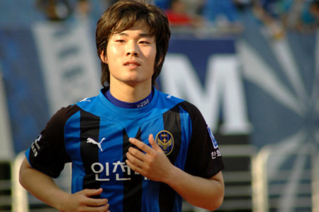 \"Ростов\" усилился южнокорейским нападающим