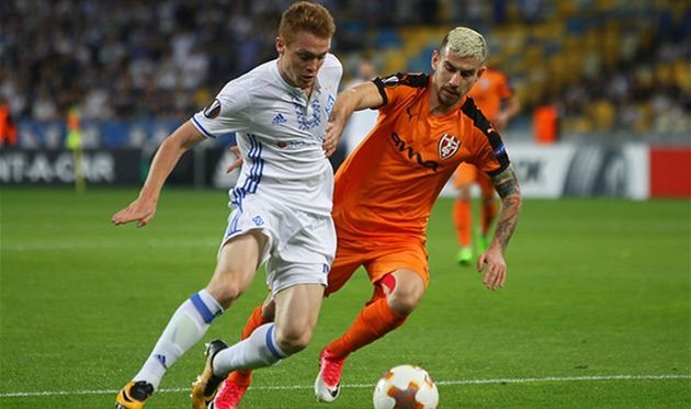 Киевское \"Динамо\" без проблем разбирается с \"Скендербеу\"