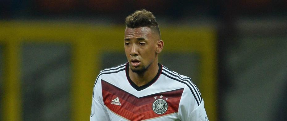 \"Барса\" ведет переговоры по трансферу Боатенга