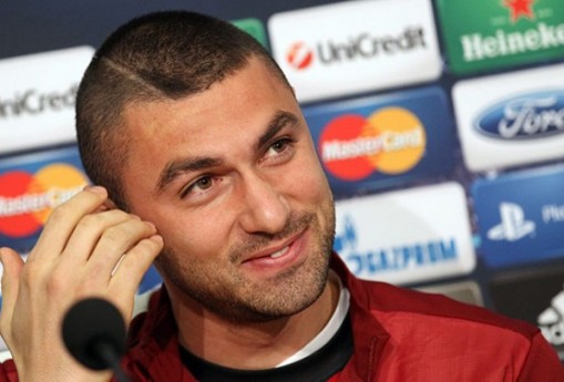 \"Канониры\" обратили свой взор на форварда \"Галатасарая\"