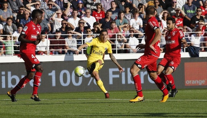 \"ПСЖ\" с трудом переиграл \"Дижон\"