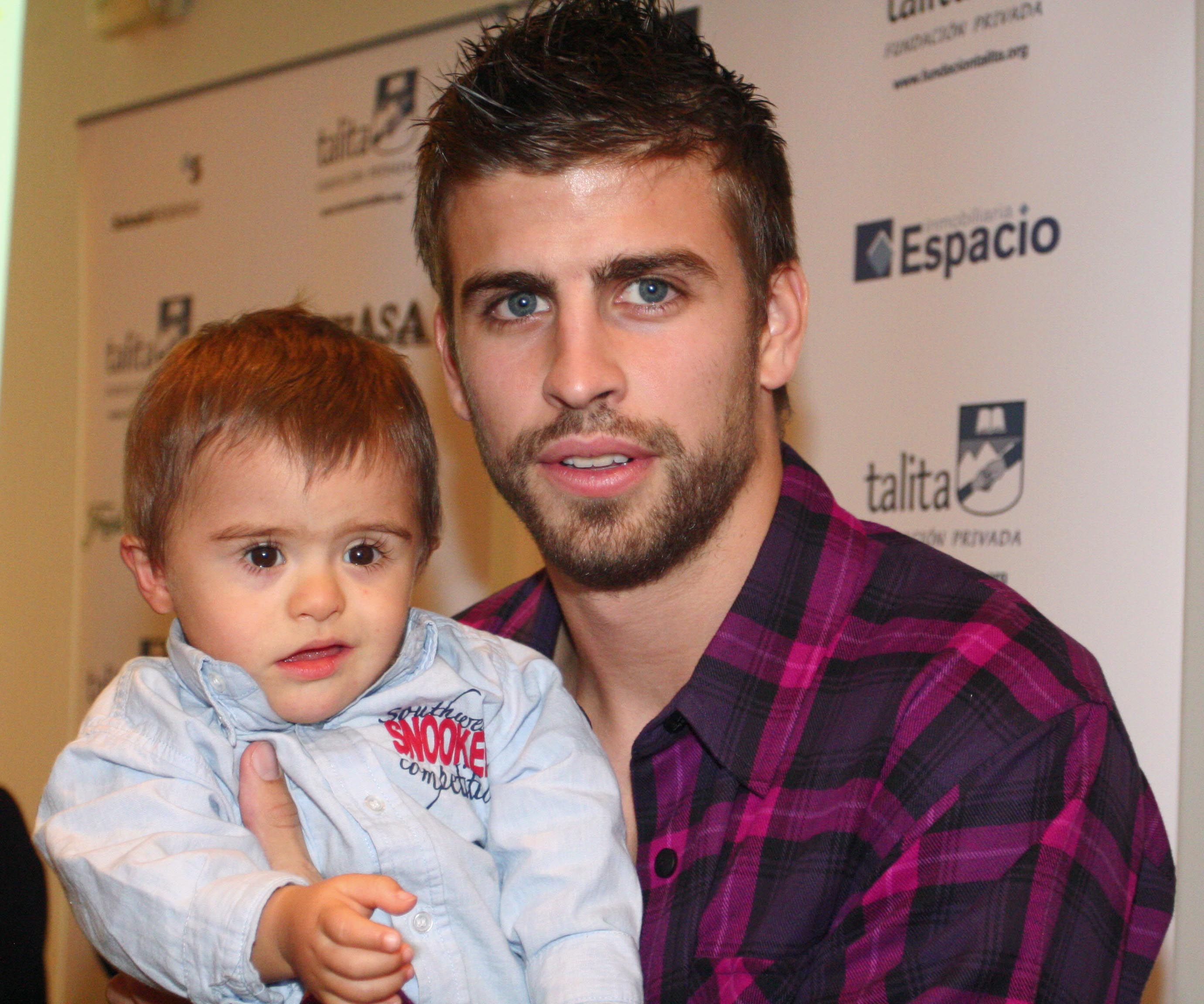 Если Месси получит \"Золотой мяч\" - это рассмешит другого игрока \"Барсы\"