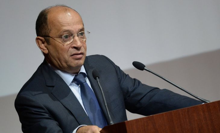 Прядкин в ожидании матча между Уругваем и Россией
