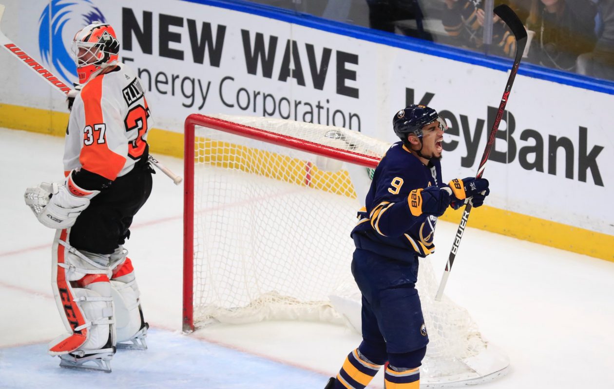 \"Баффало\" обыграл \"Филадельфию\"