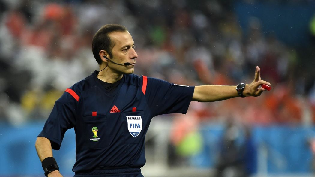 Чакыр - главный судья матча \"Челси\" - \"Барселона\"