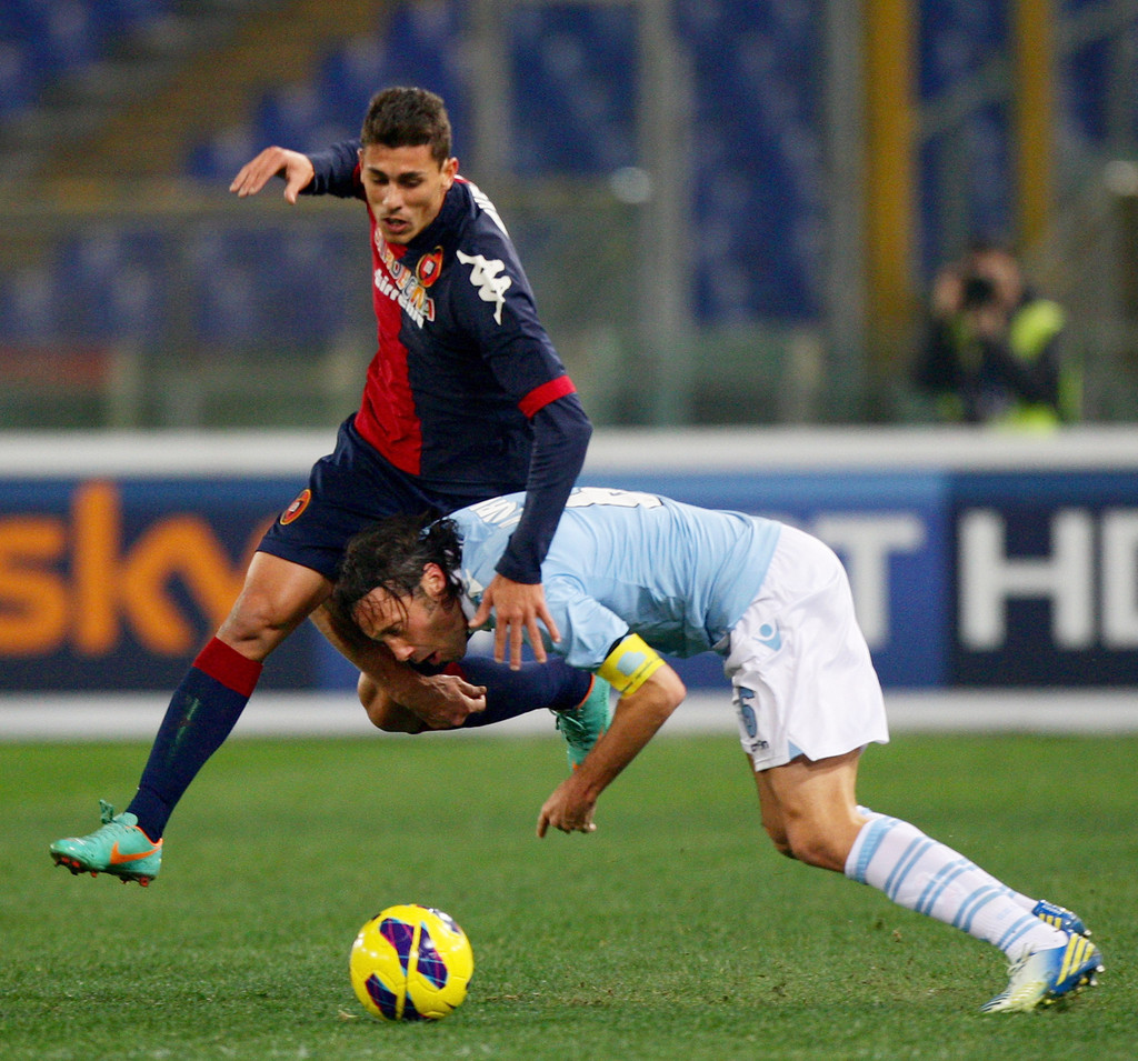 \"Милан\" заинтересовался защитником \"Карпат\"