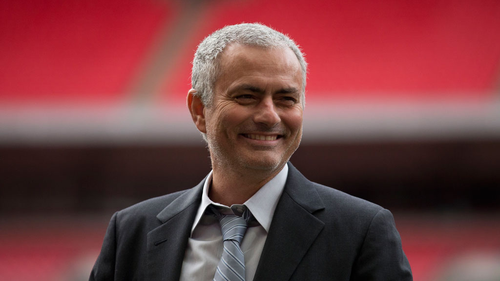 Моуринью мог продолжить карьеру в Испании и Италии, но предпочел вернуться в АПЛ