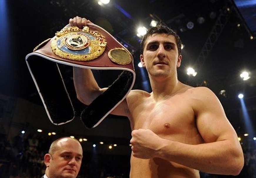 Хук высказал свое мнение о предстоящем бое Кличко-Поветкин