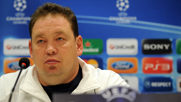 Слуцкий: шансы абсолютно равны