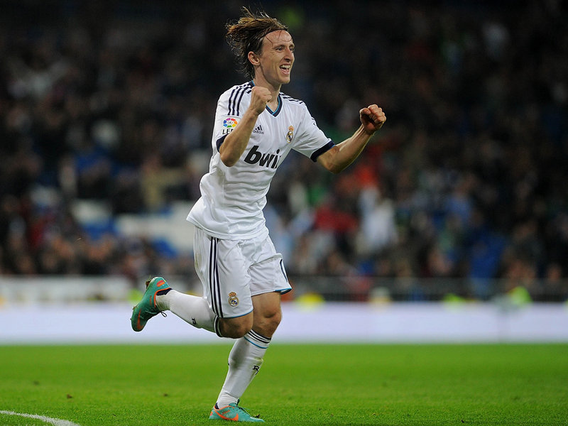 Модрич вместо Пирло?