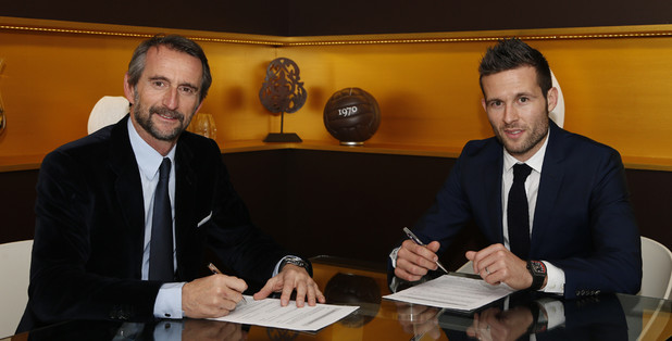 Кабай перешел в \"ПСЖ\"