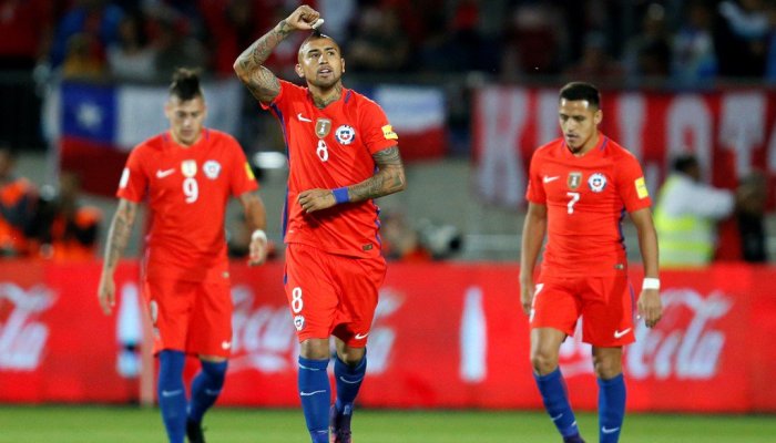 Перу разгромно побеждает Чили