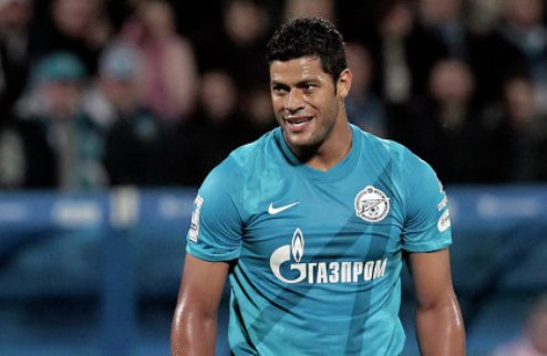 \"Челси\" заинтересован в покупке Халка 