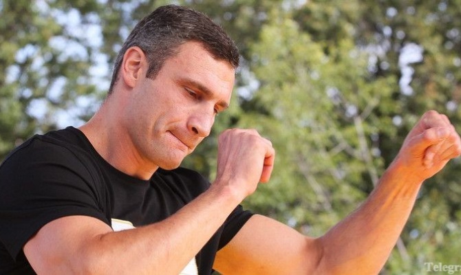 Украинский чемпион собирается драться бесплатно