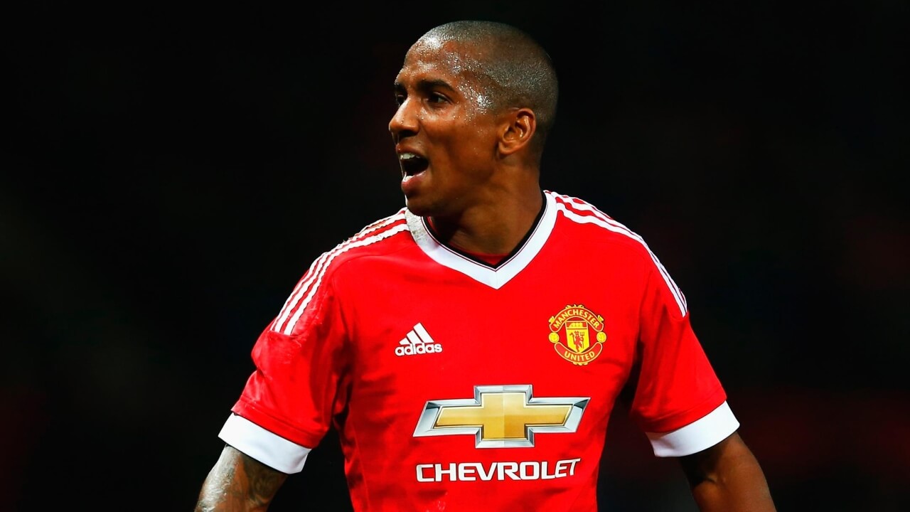 Янг дисквалифицирован на 3 поединка