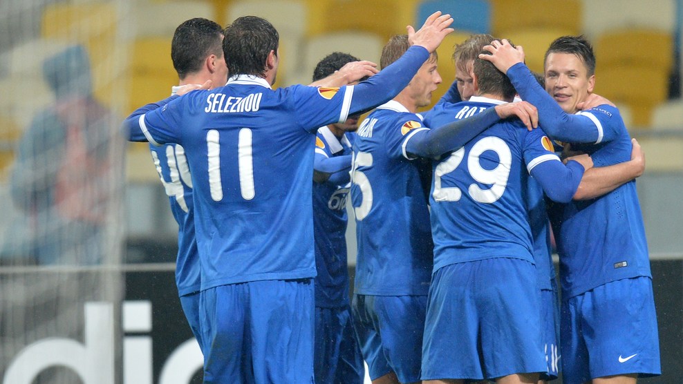 Лига Европы, 1/8 финала: \"Днепр\", Брюгге\" и \"Вольфсбург\" обыгрывают своих оппонентов