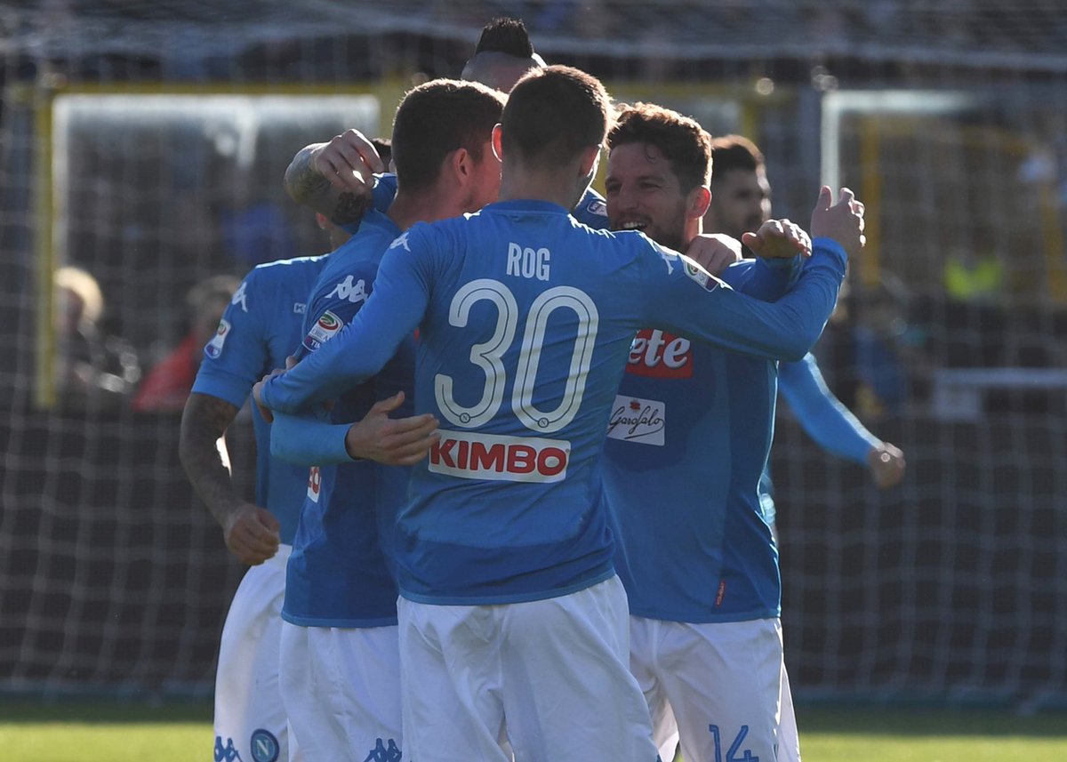 \"Наполи\" выиграл у \"Аталанты\" благодаря голу Мертенса