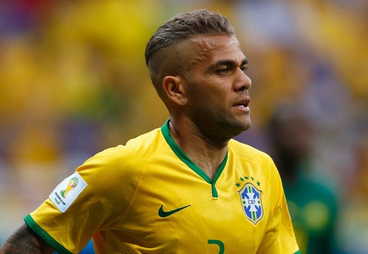 Дани Алвес хочет выиграть с \"Ювентусом\" Лигу чемпионов