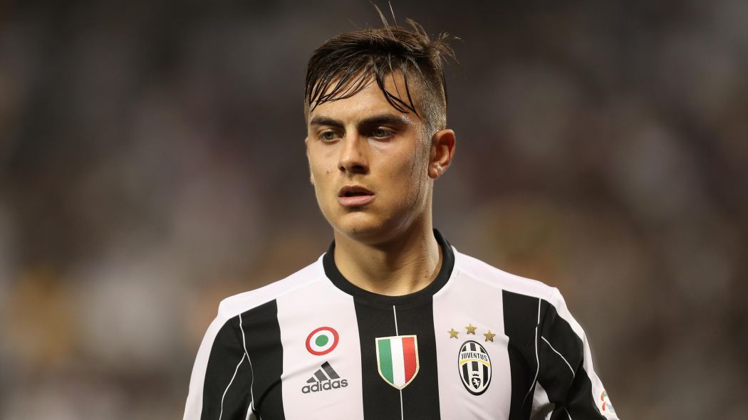 \"Ювентус\" не продаст Дибалу без его желания