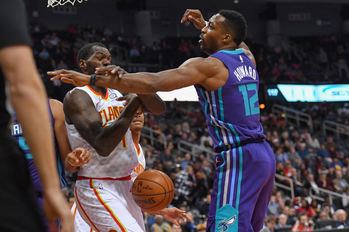 \"Шарлотт Хорнетс\" уверенно обыграли \"Атлантой Хоукс\"