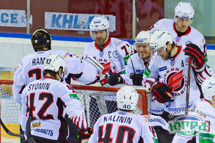 КХЛ. Уверенные победы СКА и \"Авангарда\"
