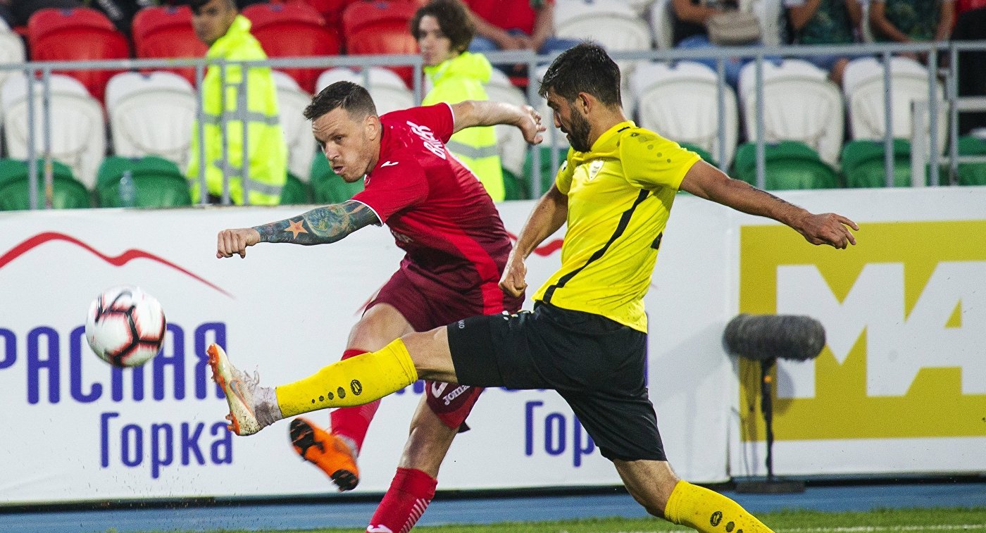 \"Анжи\" и \"Уфа\" голов не забили