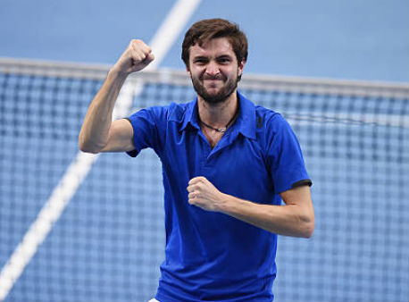 Чилич в трех сетах проиграл Симону