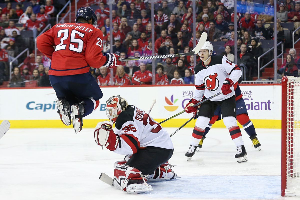\"Нью-Джерси Дэвилз\" победили \"Вашингтон Кэпиталз\" в овертайме