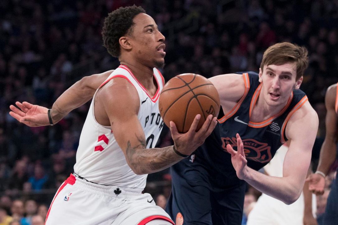 \"Торонто Рэпторс\" оказались сильнее \"Нью-Йорк Никс\"